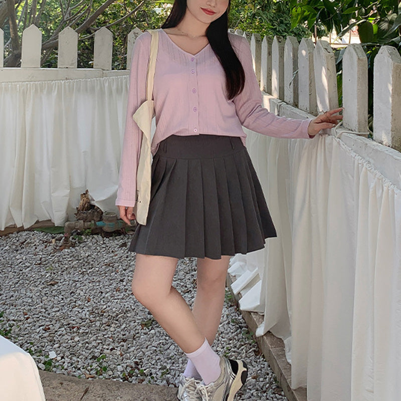 Lightweight and fluffy V-neck cardigan in plus sizes (LL/3L/4L/5L/6L)