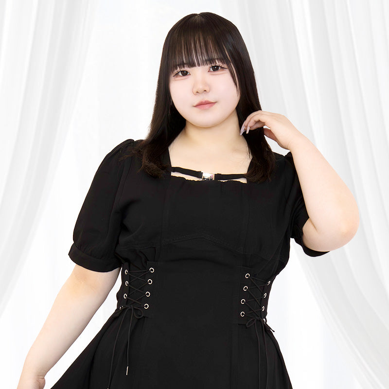 ゴシック編み上げバックルミニ丈ワンピース(3L/4L/5L)/Taberunosky(タベルノスキー)