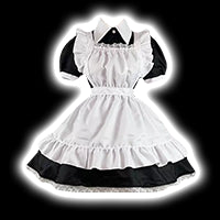 大きいサイズのメイド服のコスプレ