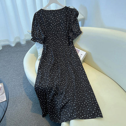 Vintage dress with a touch of excitement (3L/4L/5L/6L/7L)