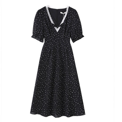 Vintage dress with a touch of excitement (3L/4L/5L/6L/7L)