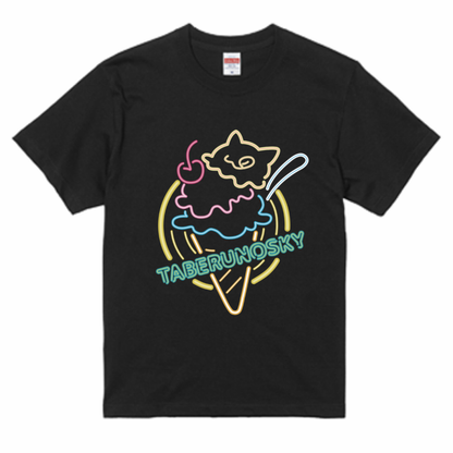 大きいサイズぽっちゃり≪受注生産≫Neon EatsアイスクリームTシャツ/Taberunosky(タベルノスキー)オリジナルイラスト４L着用