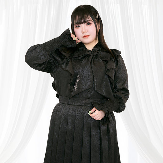 大きいサイズレディースジャガードフリルブラウス＆プリーツスカートのセットアップ(4L/5L/6L)/Taberunosky（タベルノスキー）