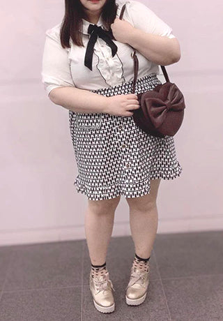 身長151cm-155cmの時のスカートの着丈45cm