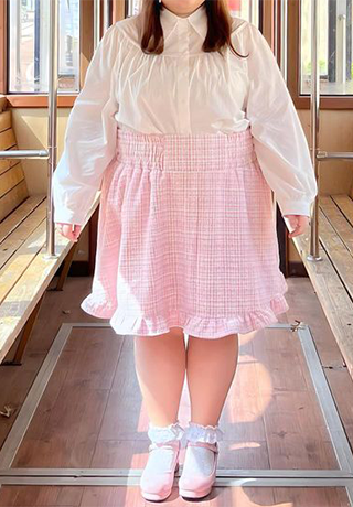 身長156cm-160cmの時のスカートの着丈54cm