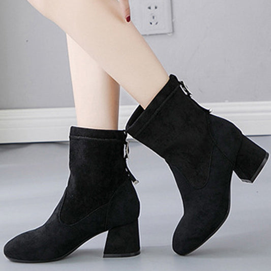 【履き口ゆったり】ブラックスエード・リラクシーヒールブーツ(大きいサイズ)