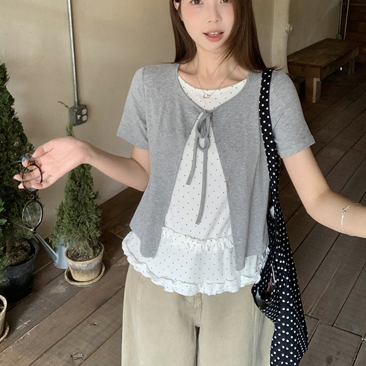 大きいサイズ レディース ドットフリルの重ね着風リボントップス (L/LL/3L/4L/5L)