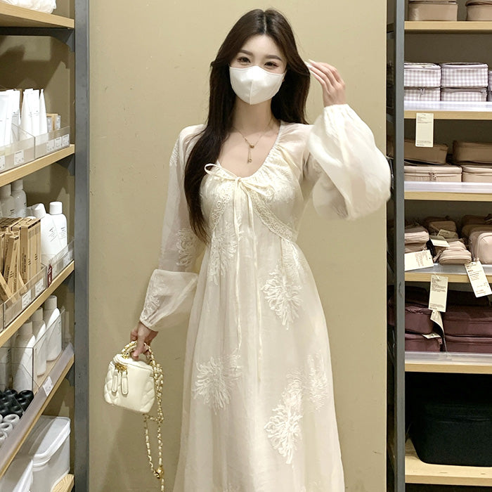 シフォンの花かざりロマンティックワンピース(L/LL/3L/4L/5L)