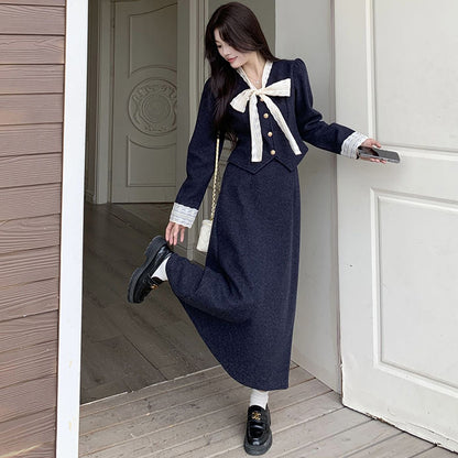 ノーブルネイビーのレースリボントップスとロングスカートの2点セット(L/LL/3L/4L/5L)