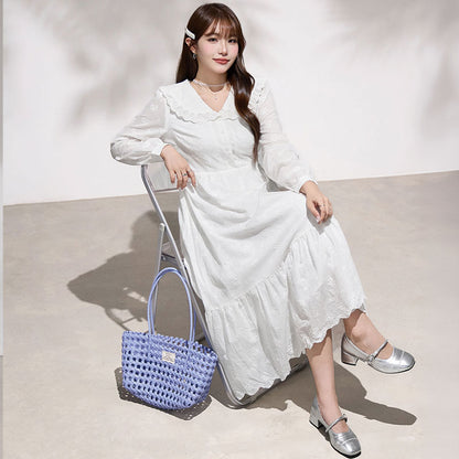 花刺繍と大きめ襟のやさしい白ワンピース(LL/3L/4L/5L/6L)