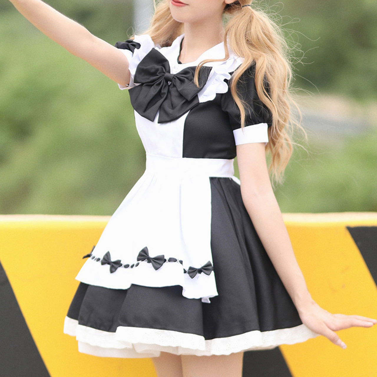 大きいサイズ レディース｜白黒お人形のふわふわメイドワンピース (M/L