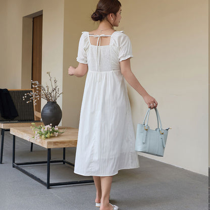 やわらか純白のフリルネック上品ワンピース(LL/3L/4L/5L/6L)