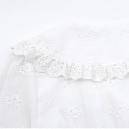 花刺繍と大きめ襟のやさしい白ワンピース(LL/3L/4L/5L/6L)