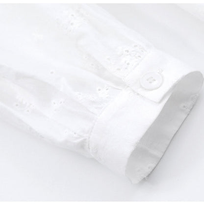 花刺繍と大きめ襟のやさしい白ワンピース(LL/3L/4L/5L/6L)