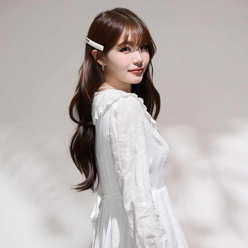 大きいサイズ レディース 花刺繍と大きめ襟のやさしい白ワンピース(LL/3L/4L/5L/6L)