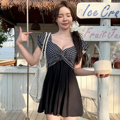 黒花クロスのサマーレイクスイムワンピース・水着(L/LL/3L/4L/5L/6L)