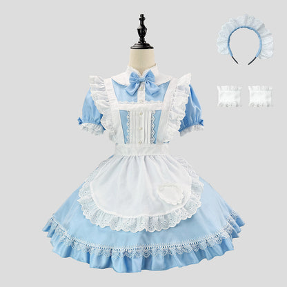 大きいサイズ レディース 水色×白のメイドワンピース フリルエプロンとリボン付きコスプレ衣装の着用イメージ