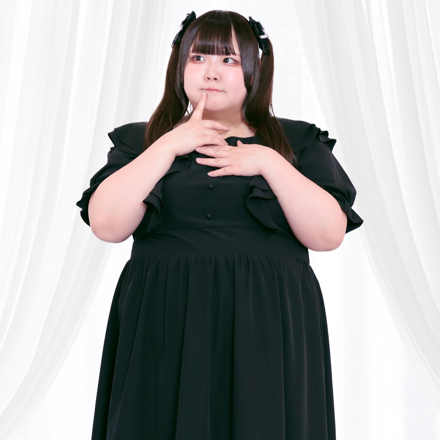 大きいサイズ レディース Sweet Black Fluffy Memory Dress (3L/4L/5L/6L) / Taberunosky